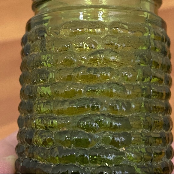Vintage MCM Mid Century Modern Avocado Green Textured Glass Salt & Pepper Shaker - Picture 12 of 13